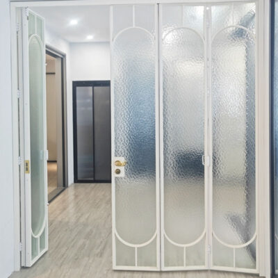 French Retro Folding Door